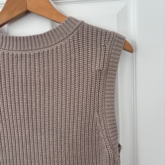 Abercrombie & Fitch Womens Button Vest •Medium• Taupe• Eclectic Grandpa •Taupe - Picture 13 of 16